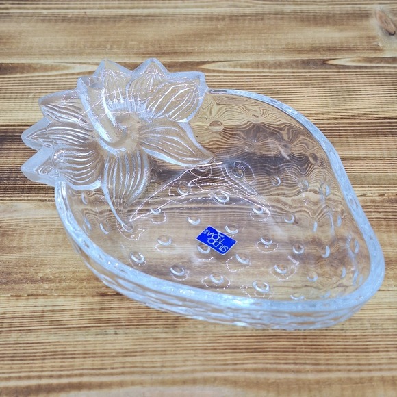 Vintage Strawberry Serving Candy Trinket Dish Studio Nova By Mikasa - Picture 2 of 11
